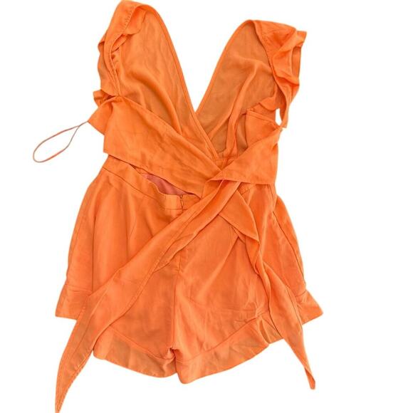 PrettyLittleThing Women's Orange V-Neck Tieback Jumpsuit Romper Size 12 - Picture 3 of 5